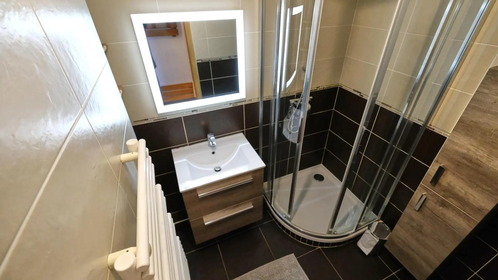 Apartment 6 Persons Appt / Upper Resort Val Thorens